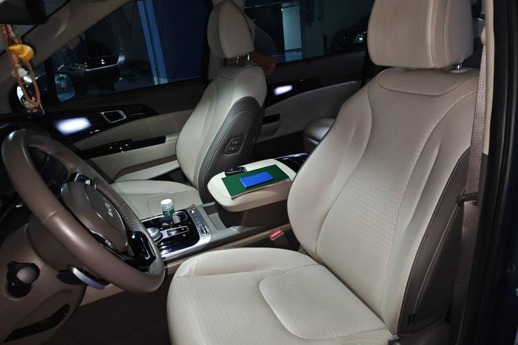 Used Kia Carnival 2021 2.0T Flagship Edition Left Front Seat