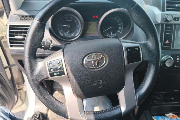 Used Toyota Prado 2016 2.7L Automatic Standard Edition Steering Wheel