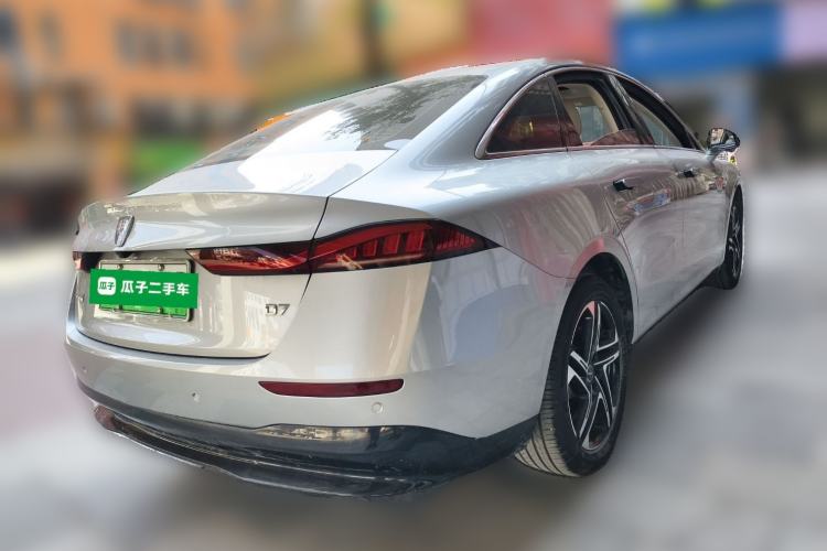 Used Roewe D7 2023 EV 510km Rear-Drive Flagship Edition Rear Right 45 Deg