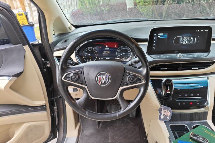 Used Buick GL8 2023 Land Executive Class 652T Luxury Model