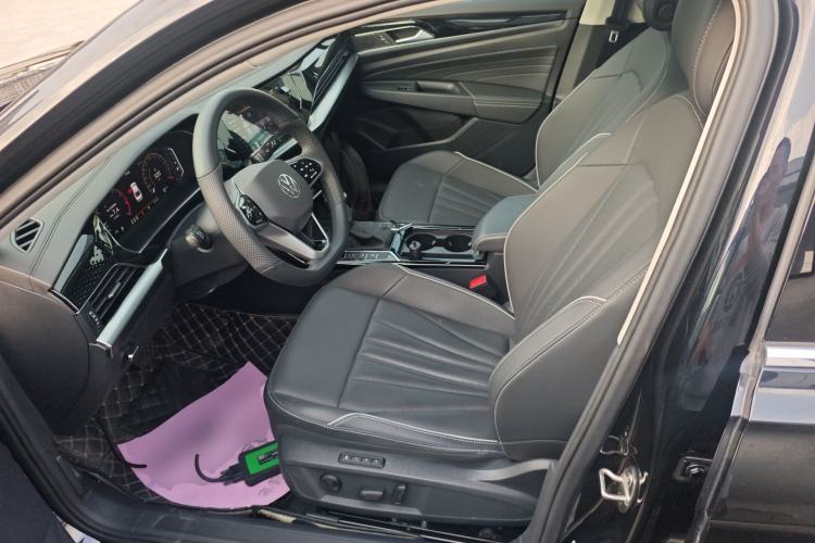 Used Volkswagen Passat 2024 380TSI Dragon Edition Left Front Seat