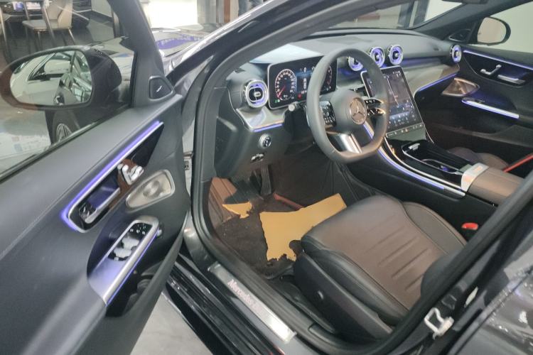 Used Mercedes-Benz C-Class 2023 Restyled C 260 L Night Edition Sports Version