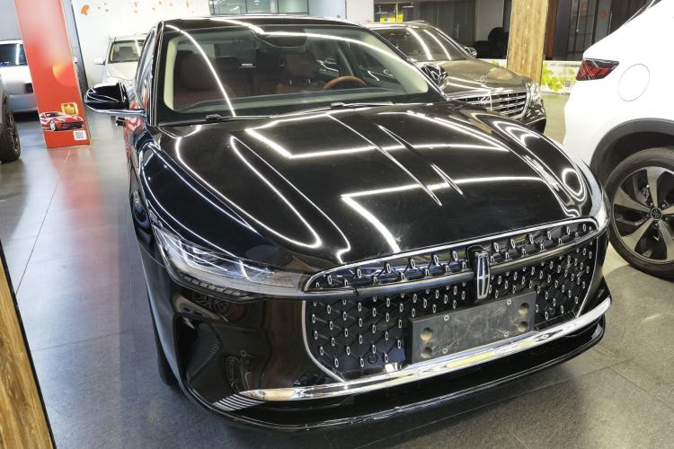 Used Lincoln Z 2022 iXiang Luxury Edition Front Right 45 Deg