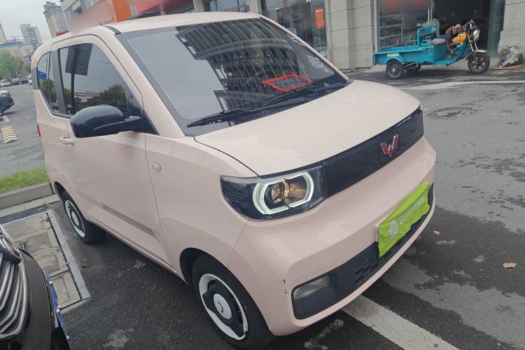 Used Wuling Hongguang MINIEV 2021 Macaron Fashion Model Lithium Iron Phosphate Front Right 45 Deg