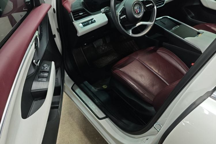 Used Buick LaCrosse 2023 28T Prestige Edition