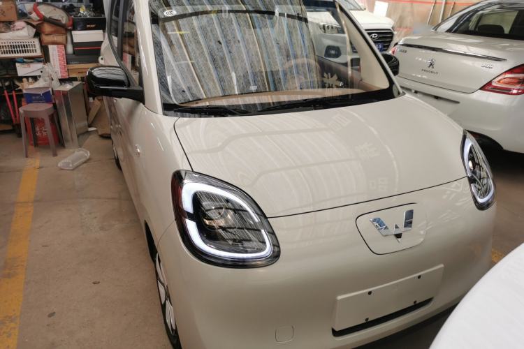 Used Wuling Hongguang MINIEV 2025 Four-Door Version Advanced Edition
