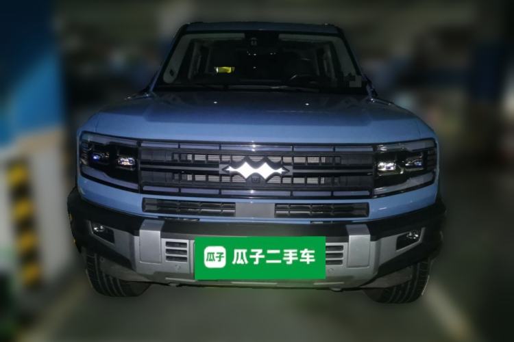 Used Formula Leopard 5 2023 Explore Edition Front