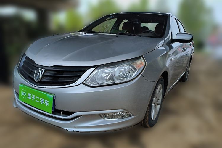 Used Baojun 630 2013 1.5L manual Entry-level trim