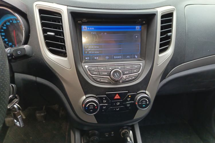 Used Changan CS35 2014 1.6L Manual Luxury Model China IV Standard