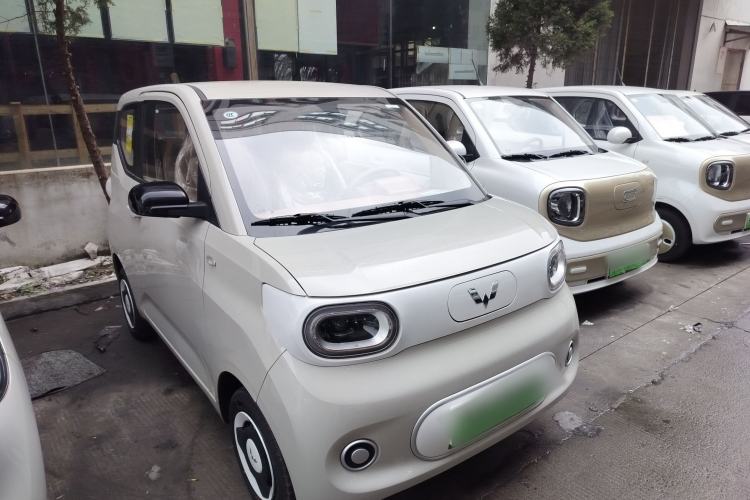 Used Wuling Hongguang MINIEV 2024 3rd Generation 215km Youth Edition