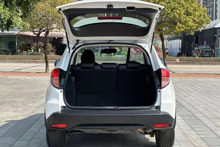 Used Honda Vezel 2015 1.5L CVT two-wheel drive Comfort trim
