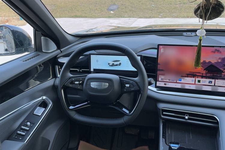 Used Geely Auto Emgrand X7 Sport 2026 Model 1.5TD Wonderful
