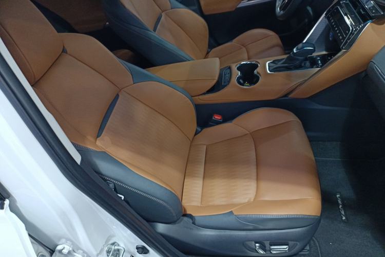 Used Toyota Venza 2022 Dual-Engine 2.5L CVT Two-Wheel Drive Prestige Edition