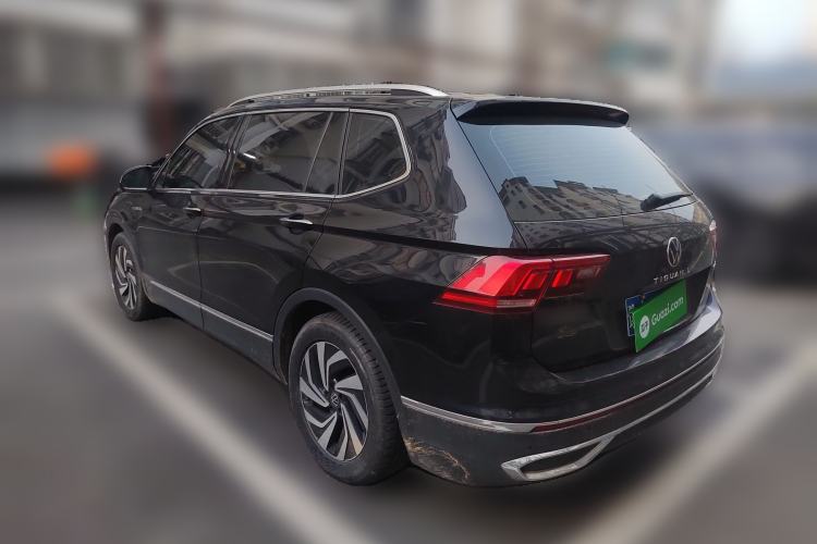 Used Volkswagen Tiguan L 2023 330TSI Automatic Two-Wheel Drive Smart Edition Rear Left 45 Deg