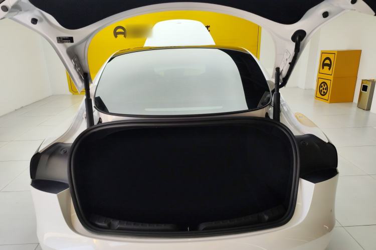 Used Tesla Model 3 2023 Rear-Wheel-Drive Version