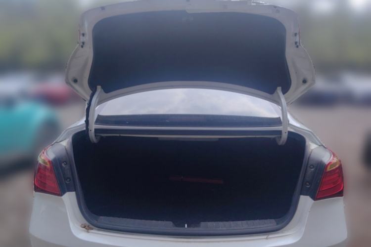 Used Hyundai Mistra 2014 1.8L Automatic Smart GLS
