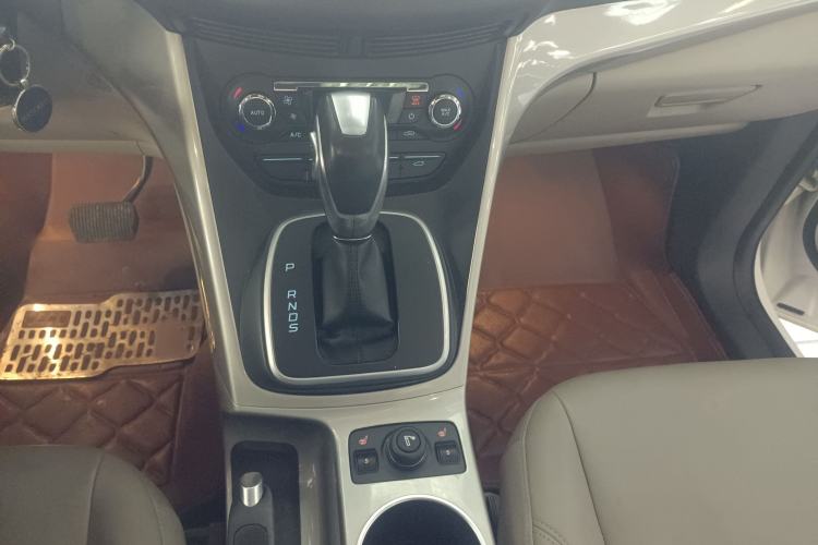 Used Ford Kuga 2013 2.0L GTDi Four-Wheel-Drive Elite Model
