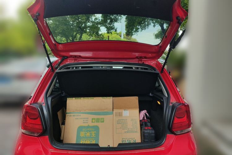 Used Volkswagen Polo 2013 1.6L Automatic Luxury Edition
