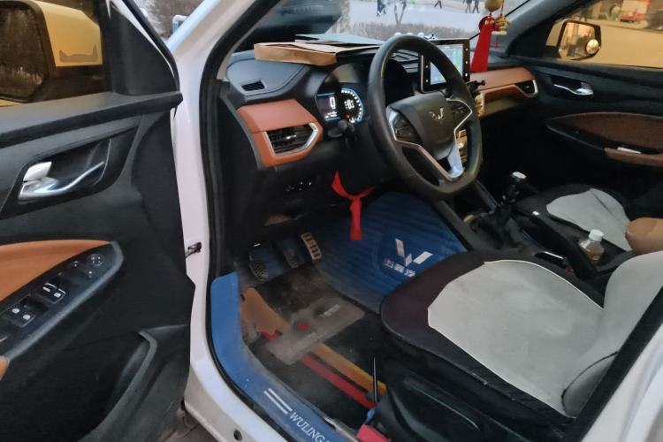 Used Wuling Hongguang S3 2018 1.5L Manual Luxury Model China V Standard