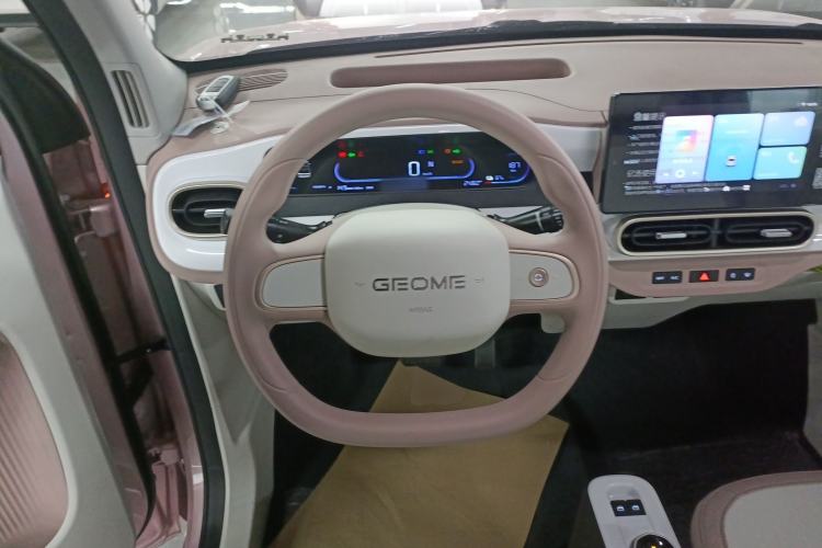 Used Geely Galaxy Panda 2025 210 km – Yuanqi Bear Steering Wheel