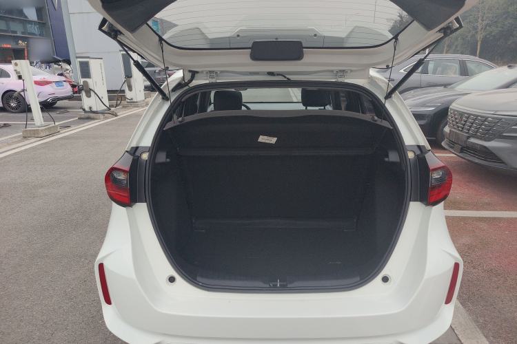 Used Honda Fit 2022 1.5L CVT Trendy Sunroof Edition Trunk