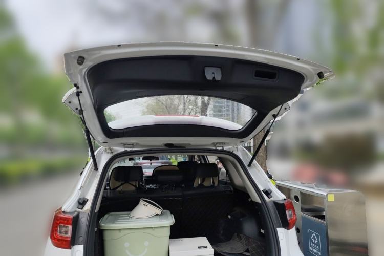 Used CHANGAN CS75 2016 1.8T Automatic Elite Model China V Standard Trunk