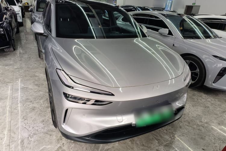 Used ONVO L60 2024 60 kWh Rear-Drive Version