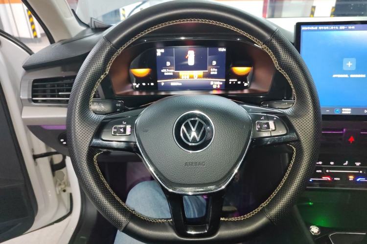 Used Volkswagen Lavida 2021 1.5L Automatic Comfort Edition Steering Wheel
