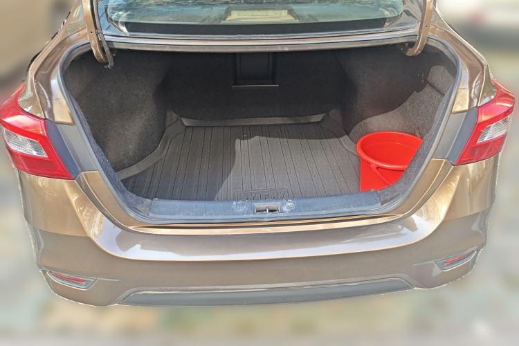 Used Nissan Sylphy 2019 Classic 1.6XL CVT Luxury Edition Trunk