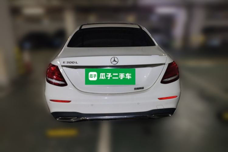 Used Mercedes-Benz E-Class 2016 E 300 L Sporty and Stylish Model