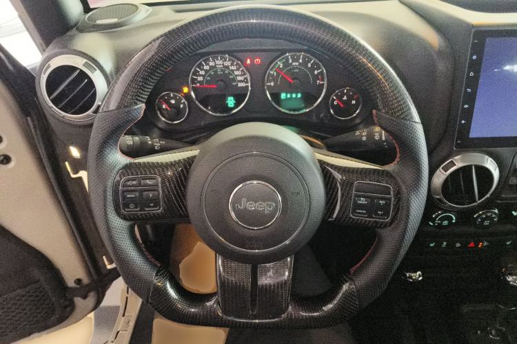 Used Jeep Wrangler 2015 3.0L Sahara Four-Door Comfort Edition
