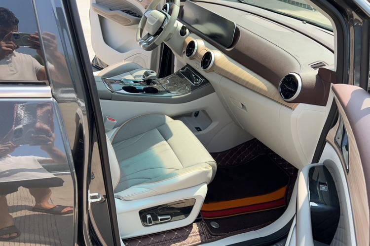 Used FORTHING Yacht 2022 1.5T DCT Chasing-the-Waves Edition
