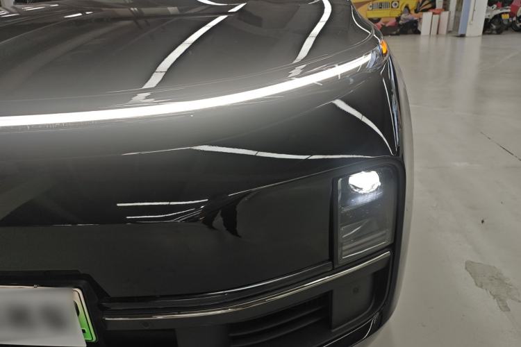 Used Li Auto L8 2023 Pro Model
