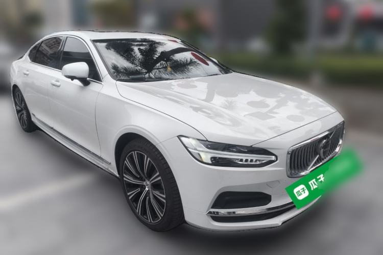 Used Volvo S90 2024 B5 Zhiyuan Luxury Edition

