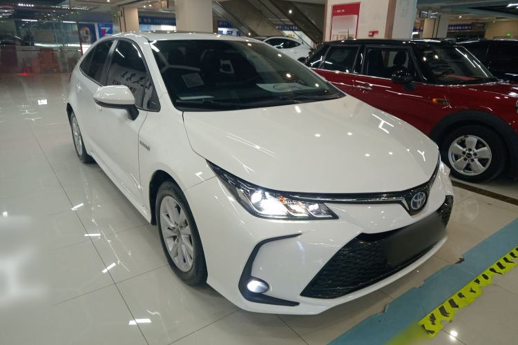 Used Toyota Corolla 2023 1.8L Smart Electric Hybrid Dual-Motor Elite Edition Front Right 45 Deg