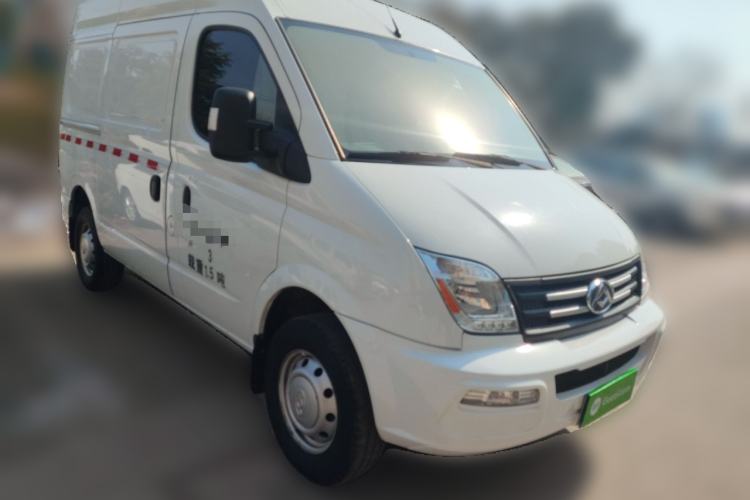 Used SAIC MAXUS Xintu V80 2021 2.0T Manual Classic City Delivery King Short Wheelbase Mid-Roof Design 3 Seats