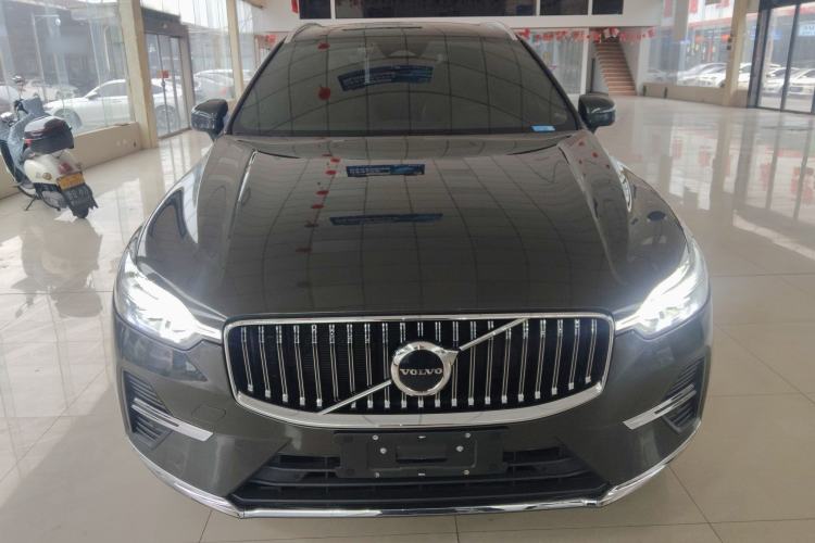 Used Volvo XC60 2022 B5 4x4 Smart Luxury Edition
