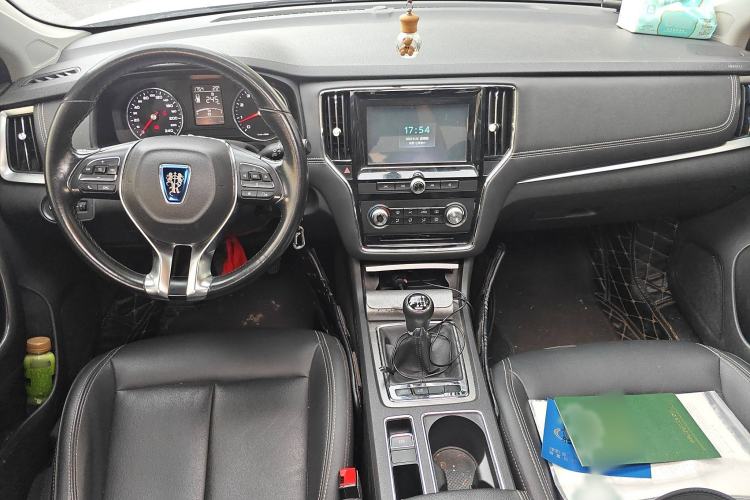 Used Roewe i6 2017 20T Manual Luxury Edition
