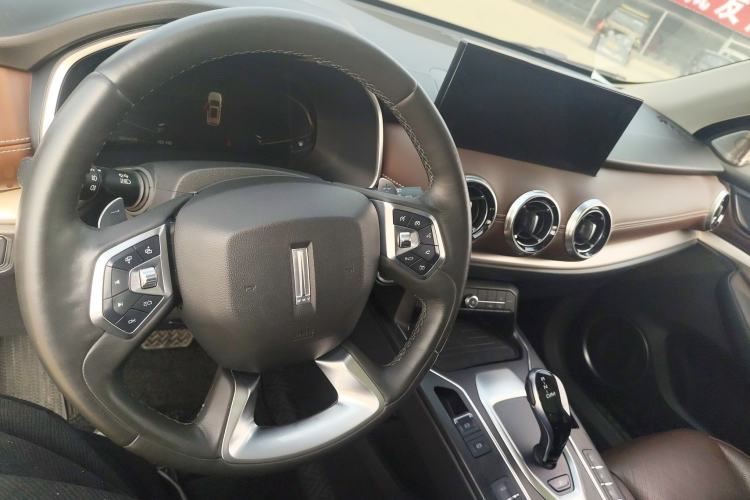 Used Wey VV6 2021 2.0T Two-Wheel Drive Smart Plus
