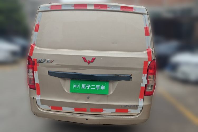 Used Wuling Rongguang V 2019 1.5L Van - Utility Model
