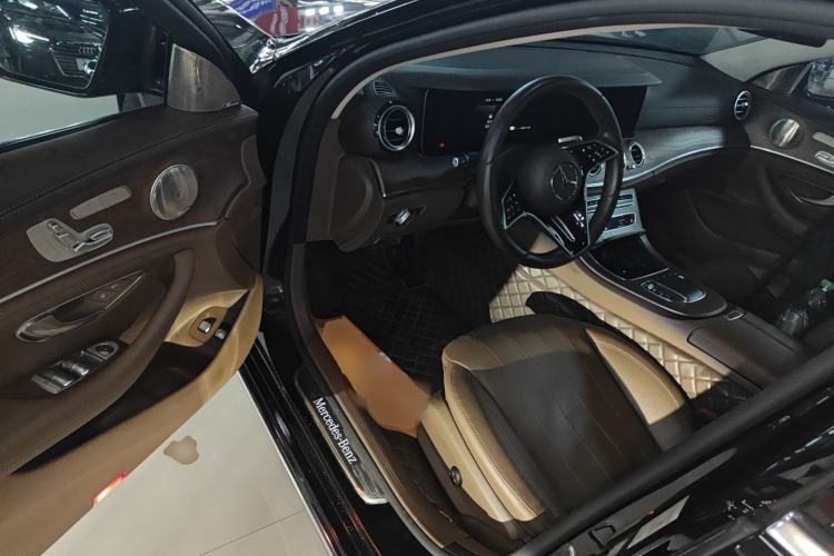 Used Mercedes-Benz E-Class New Energy 2022 Restyled E 350 e L Plug-in Hybrid Sedan Driver Seat