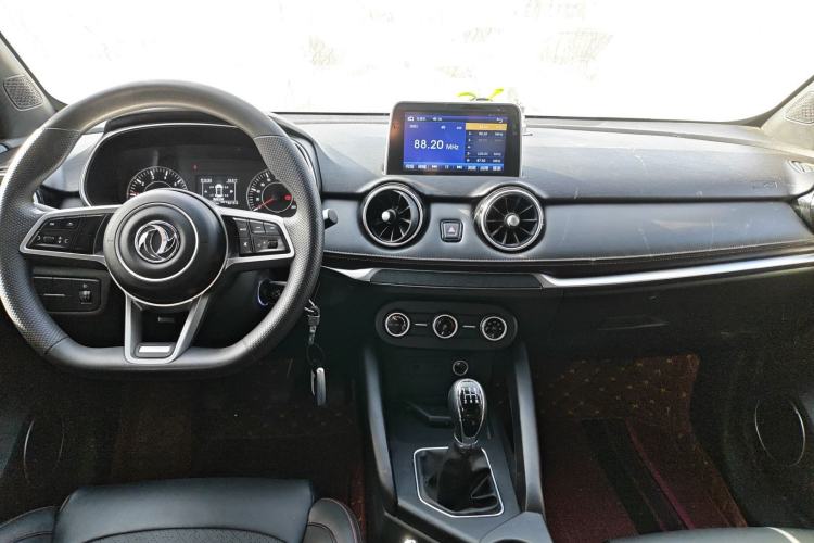 Used Dongfeng Fengon 500 2021 1.5L Manual Enjoyment Model
