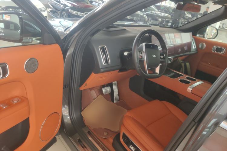 Used Li Auto L9 2022 Max model
