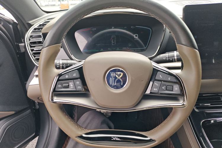 Used BYD Han 2022 DM-i 121KM Prestige Model