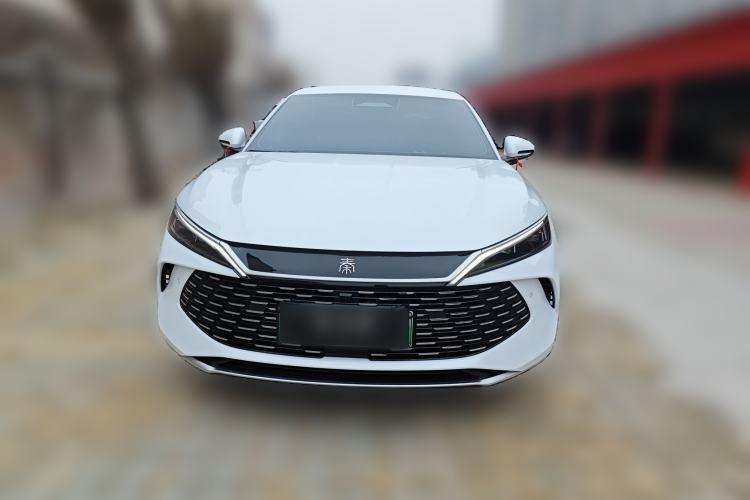 Used BYD Qin L 2025 DM-i Smart Drive 80KM Leading Model
