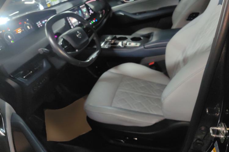 Used Changan UNI-K iDD 2022 Blue Whale iDD 130km 1.5T Prestige Model
