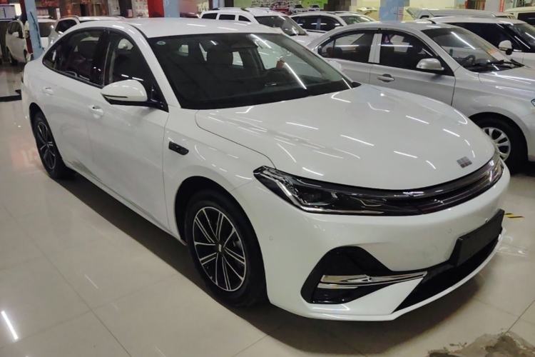 Used Geely Galaxy A7 2025 Model EM-i 70km Launch Edition
