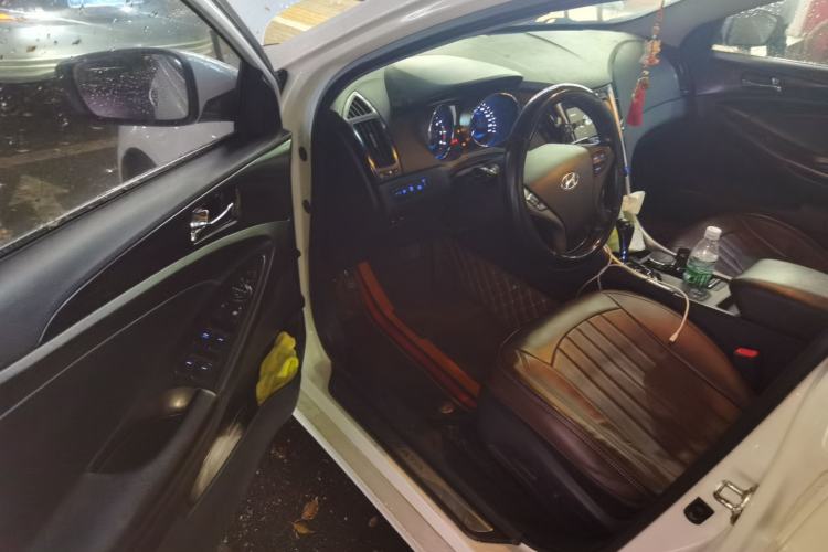 Used Hyundai Sonata 2013 2.0L Automatic Luxury Edition
