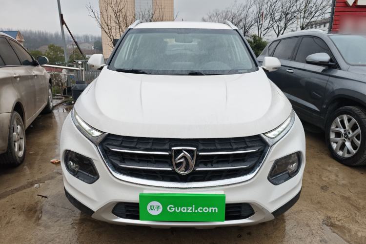 Used Baojun 510 2017 1.5L Manual Fashion Model

