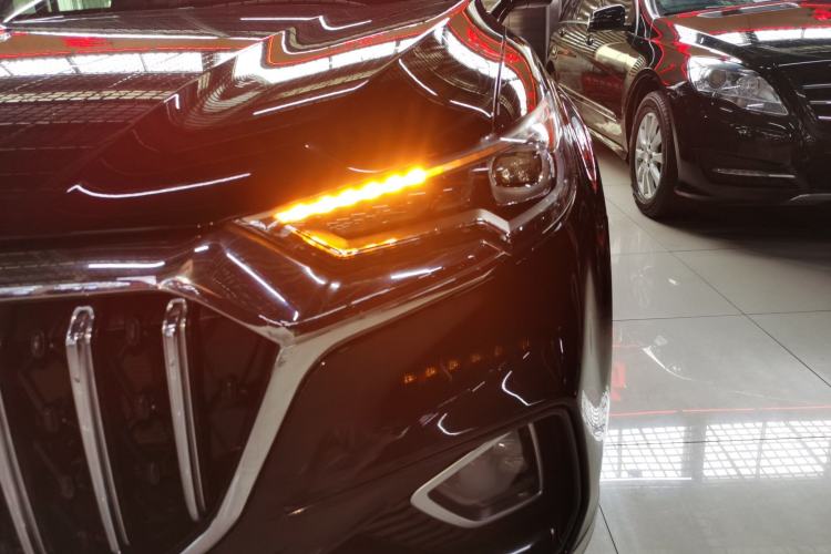 Used Hongqi HS5 2022 Revised Version 2.0T Smart Connect Flagship Edition
